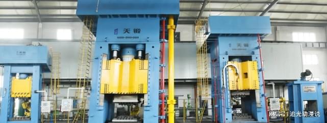 中国造出8万吨大国重器能把钻石压成粉剂技术领先美国一大截(图2) 中国造出8万吨大国重器能把钻石压成粉剂技术领先美国一大截(图2)