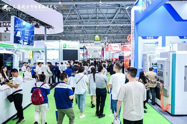 川渝制造业发展势头强劲 立嘉展成为产业合作交流的重要窗口(图2) 川渝制造业发展势头强劲 立嘉展成为产业合作交流的重要窗口(图2)