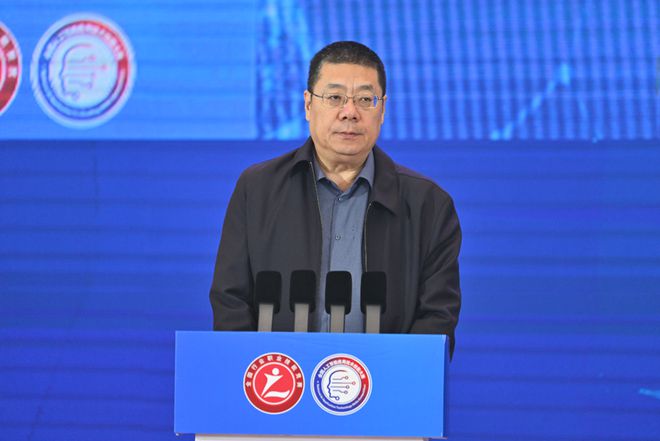 第三届全国人工智能应用技术技能大赛决赛在青岛开幕(图5) 第三届全国人工智能应用技术技能大赛决赛在青岛开幕(图5)